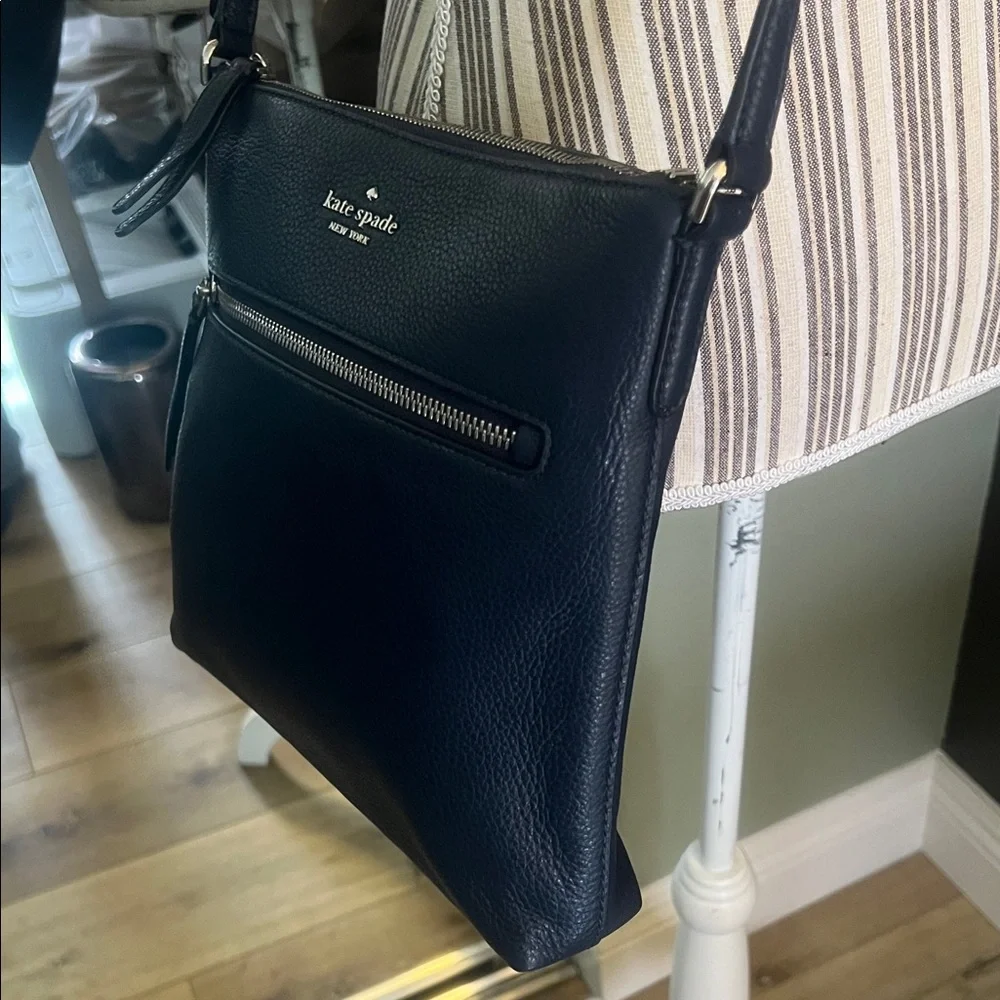 🛑 1 hour sale. NWT. Kate Spade, Blue Leather Crossbody Bag, silver tone hardware - Picture 3 of 9